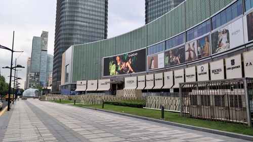 上海世紀匯廣場寫字樓出租 陸家嘴核心地段的商業機遇